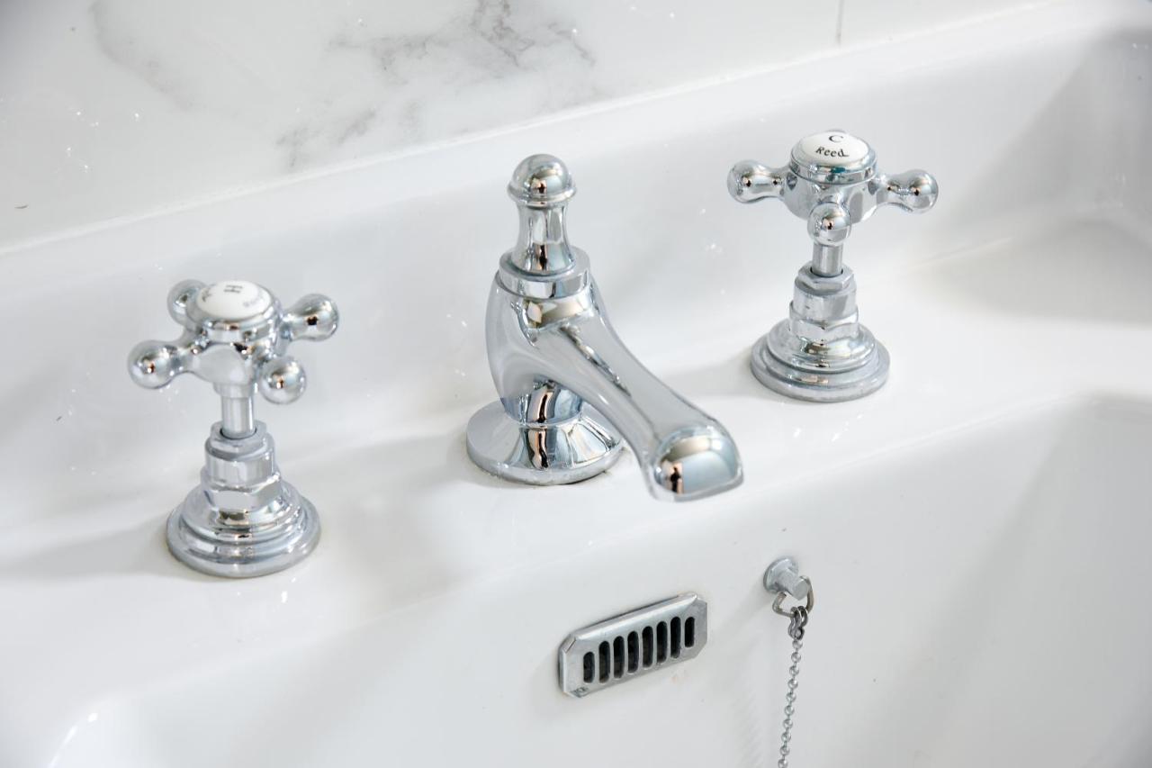 Auberge La Renaissance Asnieres-sur-Oise Ngoại thất bức ảnh