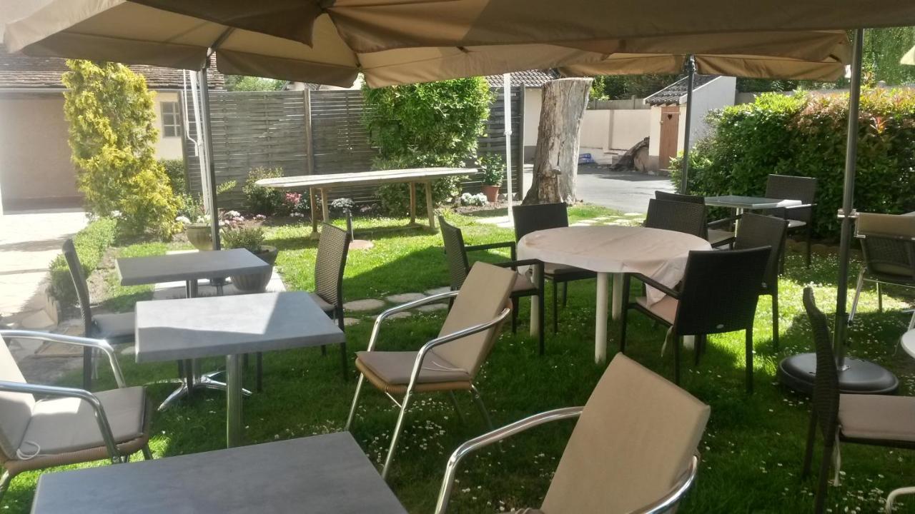 Auberge La Renaissance Asnieres-sur-Oise Ngoại thất bức ảnh